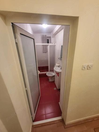 Apartament cu 2 camere nedecomandat în Central