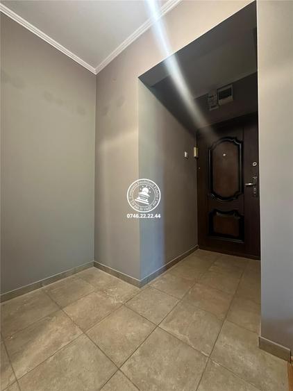 Apartament cu 3 camere decomandat în Piața Unirii