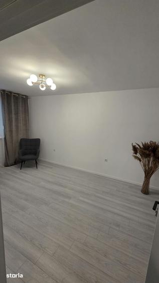 Apartament cu 3 camere decomandat în Carpați 1
