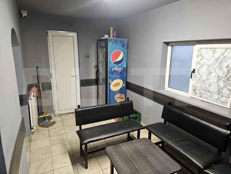 Spațiu comercial, de 89 mp, în Titu Maiorescu