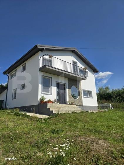 Casă cu 4 camere decomandat în Diaconești