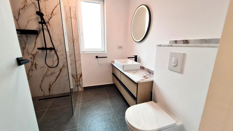 Apartament cu 2 camere, mobilat în Ștrand