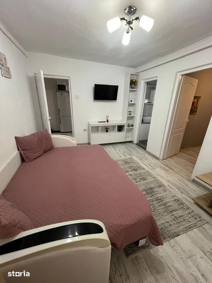 Apartament cu 2 camere semidecomandat în Tomis Nord