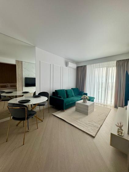 Studio dublu Cortina North + loc parcare gratuit - 1