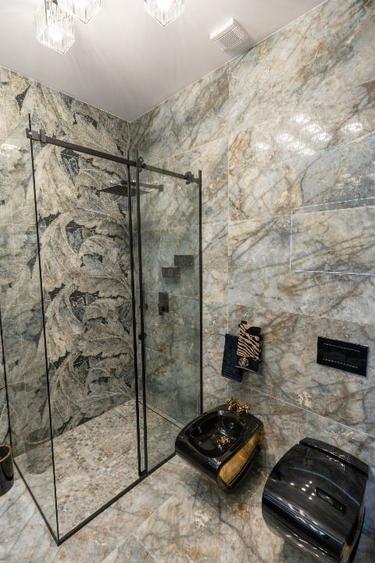 Apartament cu 4 camere decomandat, mobilat în Central
