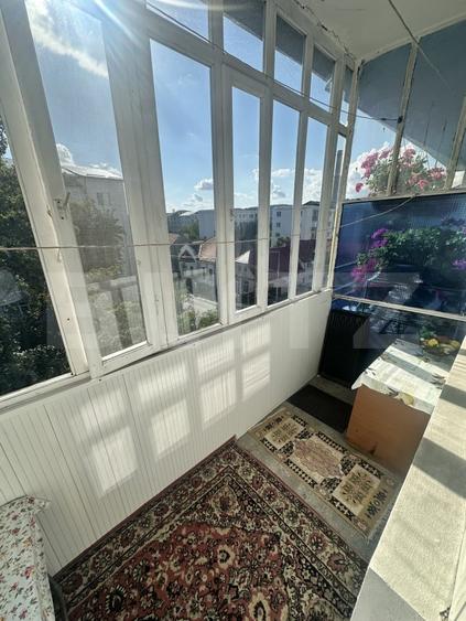 Apartament cu 3 camere decomandat, mobilat în Decebal