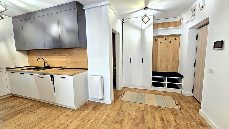 Apartament cu 2 camere decomandat, mobilat în Tomis Nord