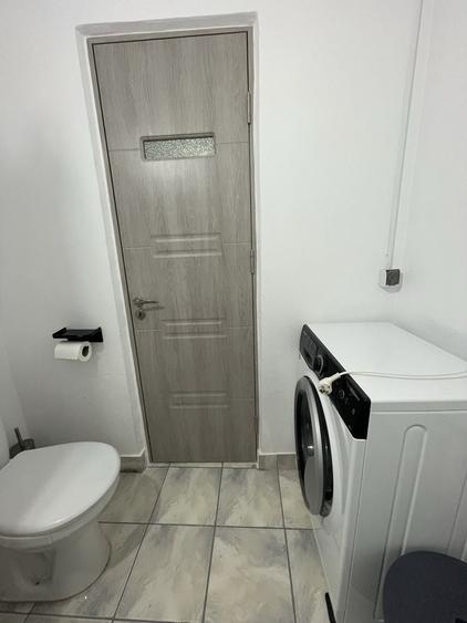 Garsonieră decomandată în Micro 3