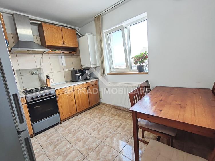 Apartament cu o cameră, 35 mp+balcon, parcare, Zorilor Str. Viilor - 9