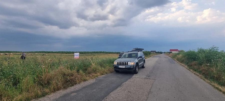 Teren de 10000 mp, în Furduești