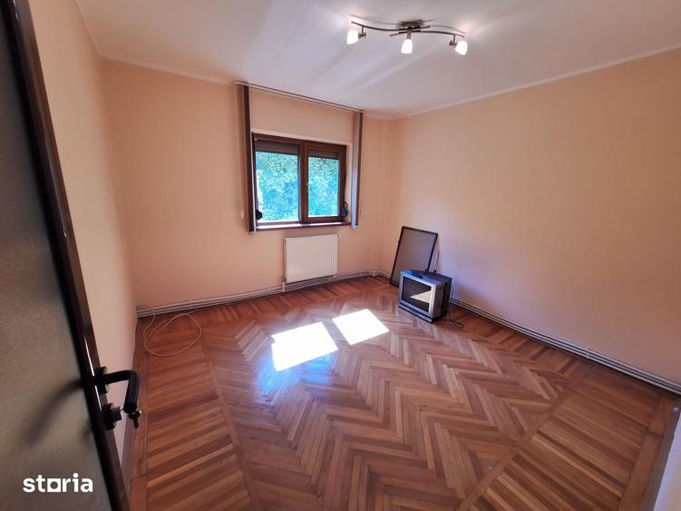 Apartament cu 3 camere în Țiglina 3