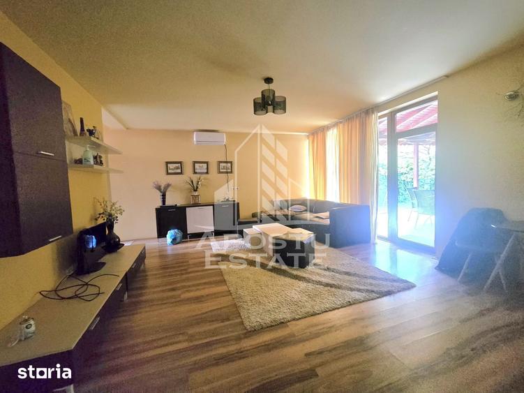 Casă cu 8 camere cu Teren 629 Mp în Mehala