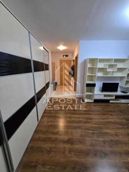 Apartament cu 2 camere semidecomandat, mobilat în Torontalului
