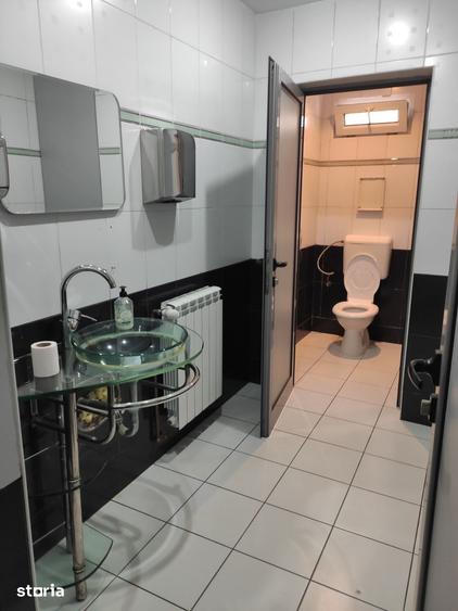 Spațiu comercial, de 208.66 mp, în Central