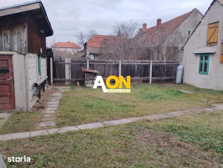 Casă cu 2 camere cu Teren 758 Mp în Central