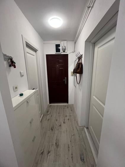 Garsonieră decomandată în Drumul Carului