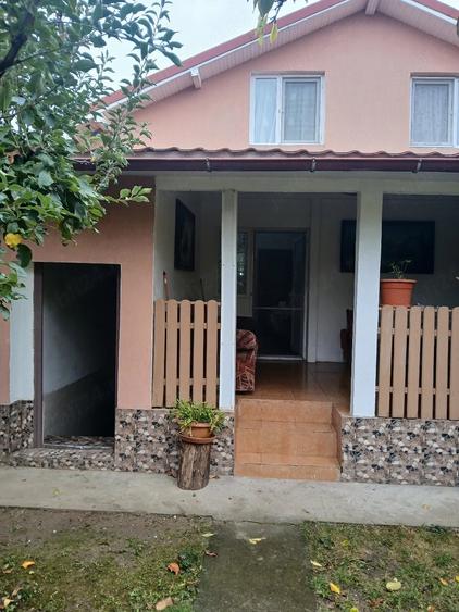 Casă cu Teren 370 Mp în Central