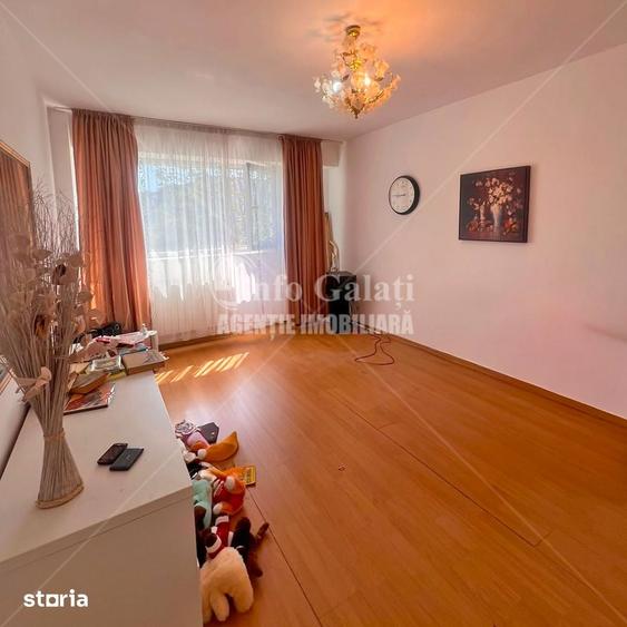 | Apartament cu 2 camere | Siderurgistilor Vest | Etaj 3 | - 7