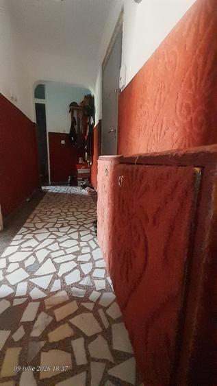 Vand apartament 2 camere Str Fabricii de Zahar - 1