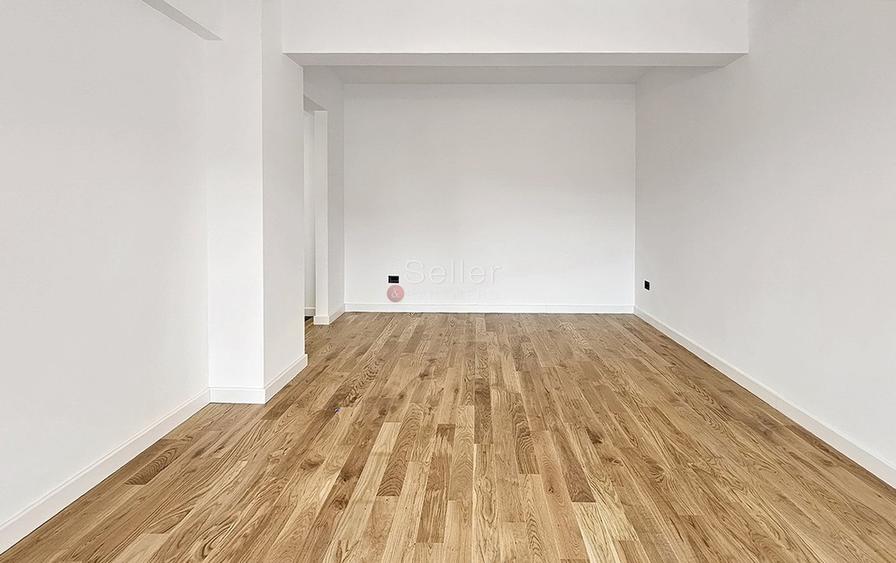 Apartament cu 3 camere decomandat în Brașovul Vechi