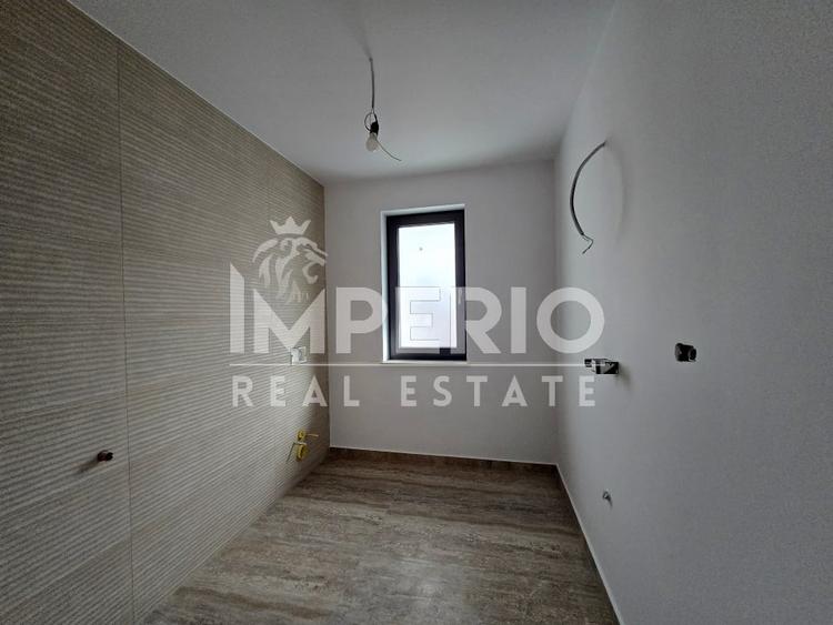 Duplex cu 6 camere cu Canalizare în Andrei Mureșanu