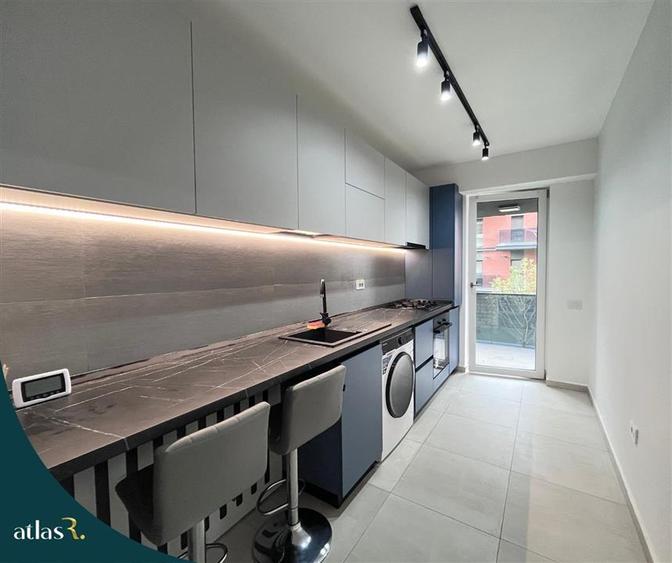 Apartament cu 2 camere decomandat, mobilat în Bucium