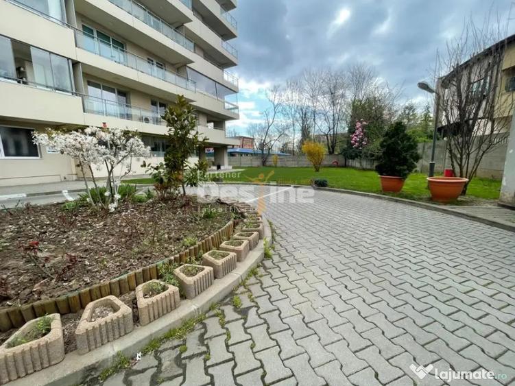 Apartament cu 2 camere semidecomandat, mobilat în Eroii Revoluției
