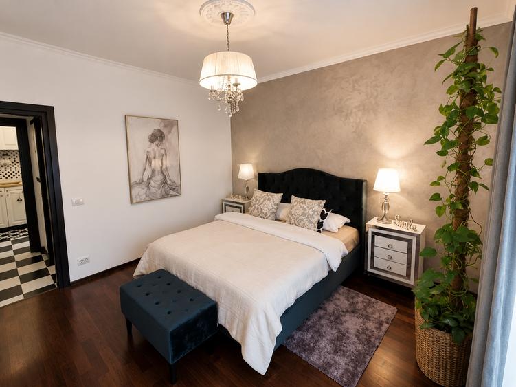 Apartament cu 2 camere decomandat, mobilat în Ultracentral