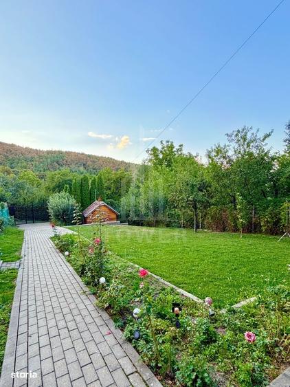 Casă cu 4 camere în Sud