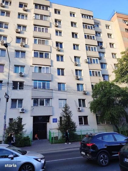 Apartament cu 3 camere în Liviu Rebreanu