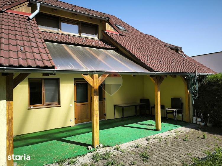 Casă cu 4 camere cu Teren 250 Mp în Sud