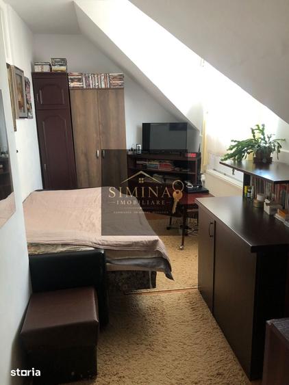 Casă cu Teren 500 Mp în Rovinari
