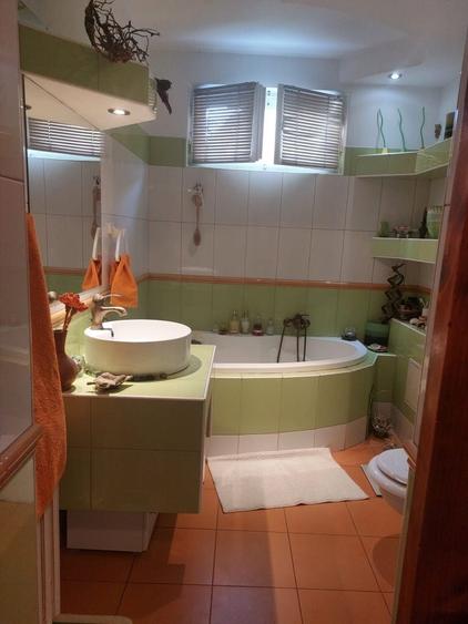 Apartament cu 3 camere în Centrul Istoric
