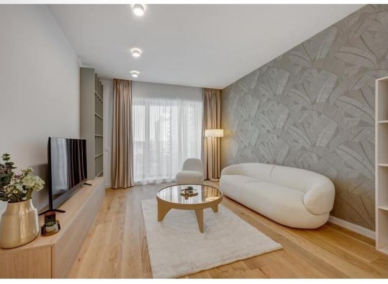 Apartament cu 2 camere decomandat în Pipera