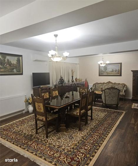 Casă cu 4 camere cu Teren 100 Mp în 1 Decembrie