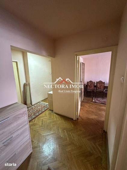 Apartament cu 3 camere decomandat în Ultracentral
