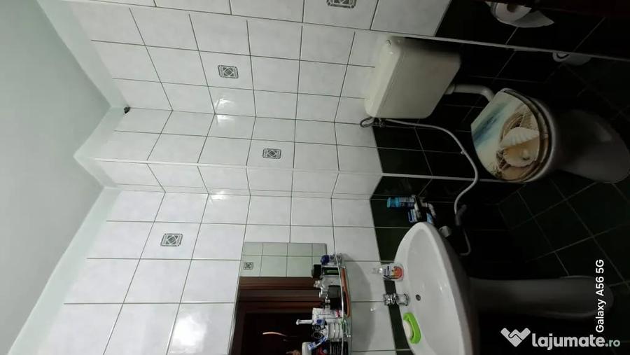 Apartament cu 3 camere decomandat în Scriitorilor
