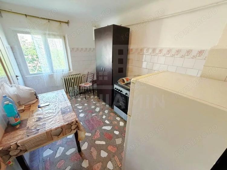 Apartament 4 camere decomandat - Spitalul Judetean - 80mp -1983 - 5