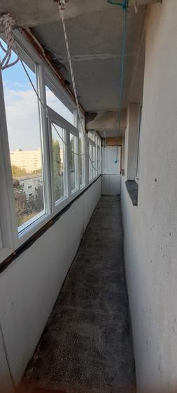 Apartament cu 3 camere decomandat în Drumul Taberei