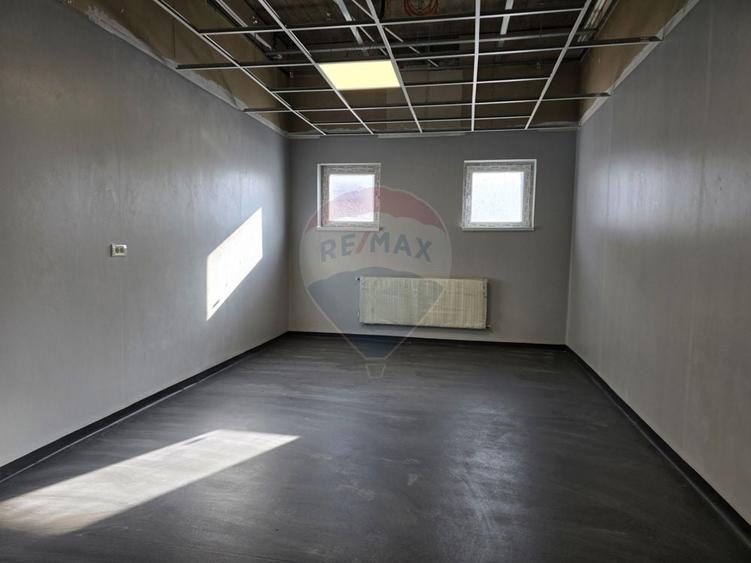 Casă cu Teren 2140 Mp în Moieciu