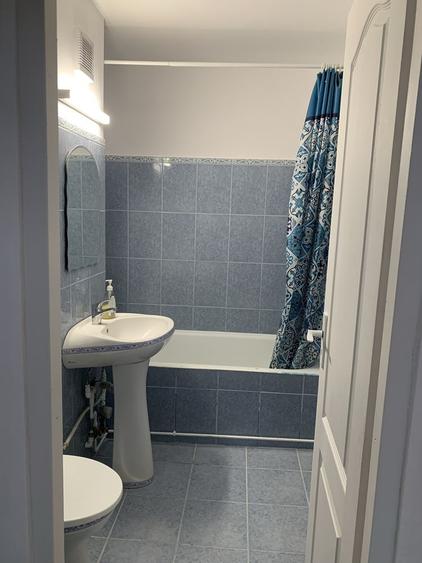 Apartament cu 2 camere decomandat în Lipovei