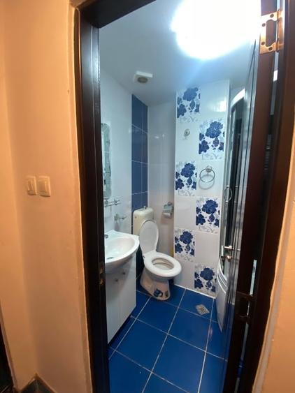 Apartament cu 2 camere semidecomandat, mobilat în Central