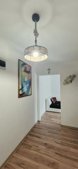 Apartament cu 2 camere semidecomandat în Exterior Vest