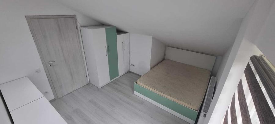 Apartament cu 2 camere decomandat în Florilor