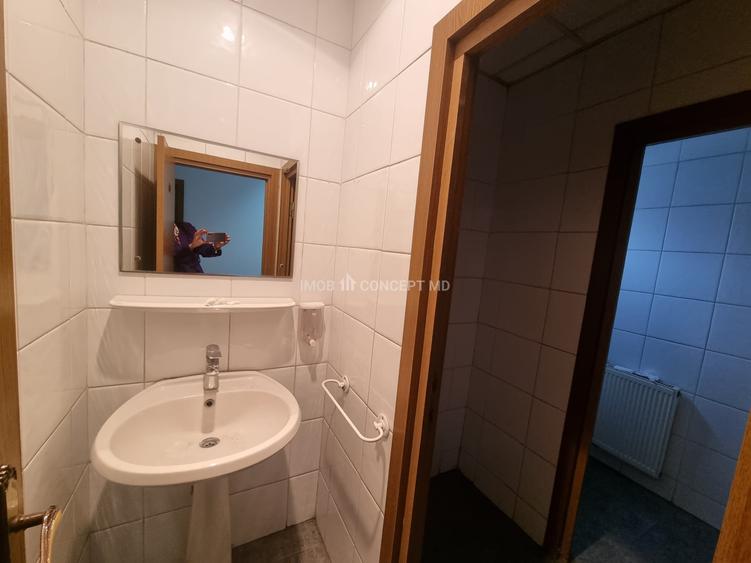 Spațiu comercial, de 346 mp, în Andrei Mureșanu