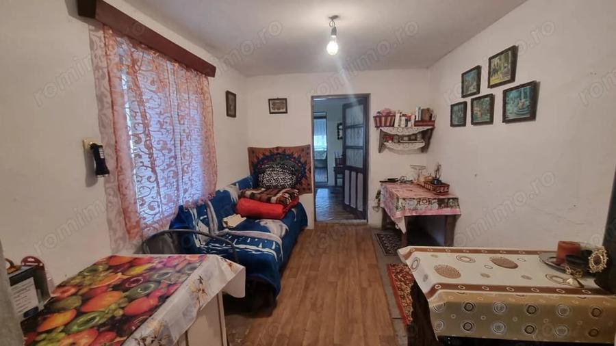 Casă cu 3 camere cu Teren 1900 Mp în Măgura
