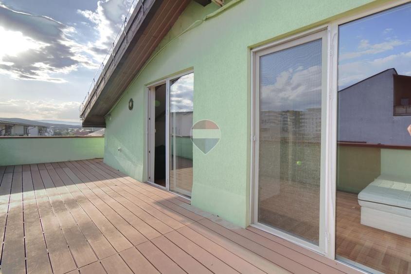 Apartament cu 2 camere semidecomandat în Florești