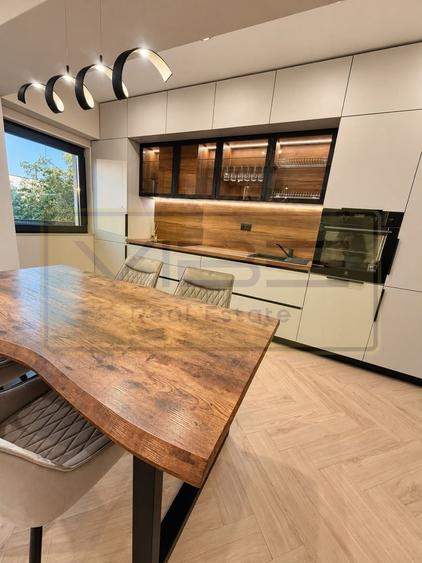 Apartament cu 2 camere semidecomandat, mobilat în Copou