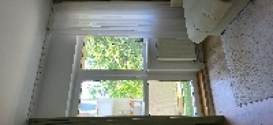 Apartament cu 3 camere decomandat în Tractorul