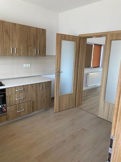 Duplex cu 4 camere cu Canalizare în Dumbrăvița
